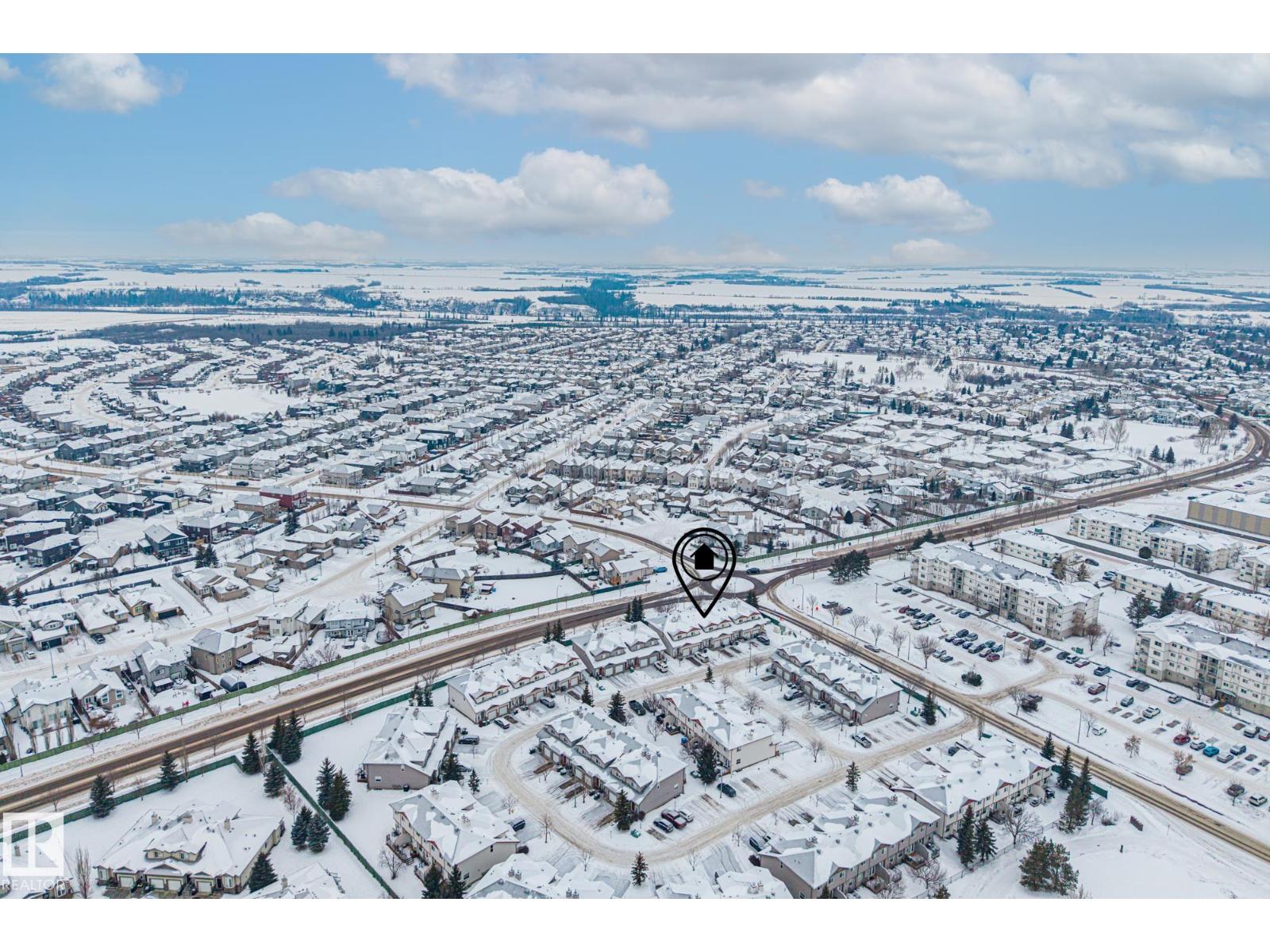 #7 15 WOODSMERE CL, Fort Saskatchewan