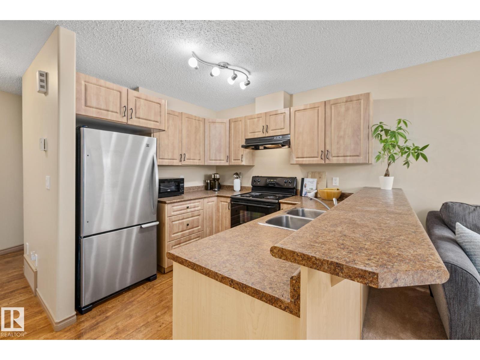 #7 15 WOODSMERE CL, Fort Saskatchewan