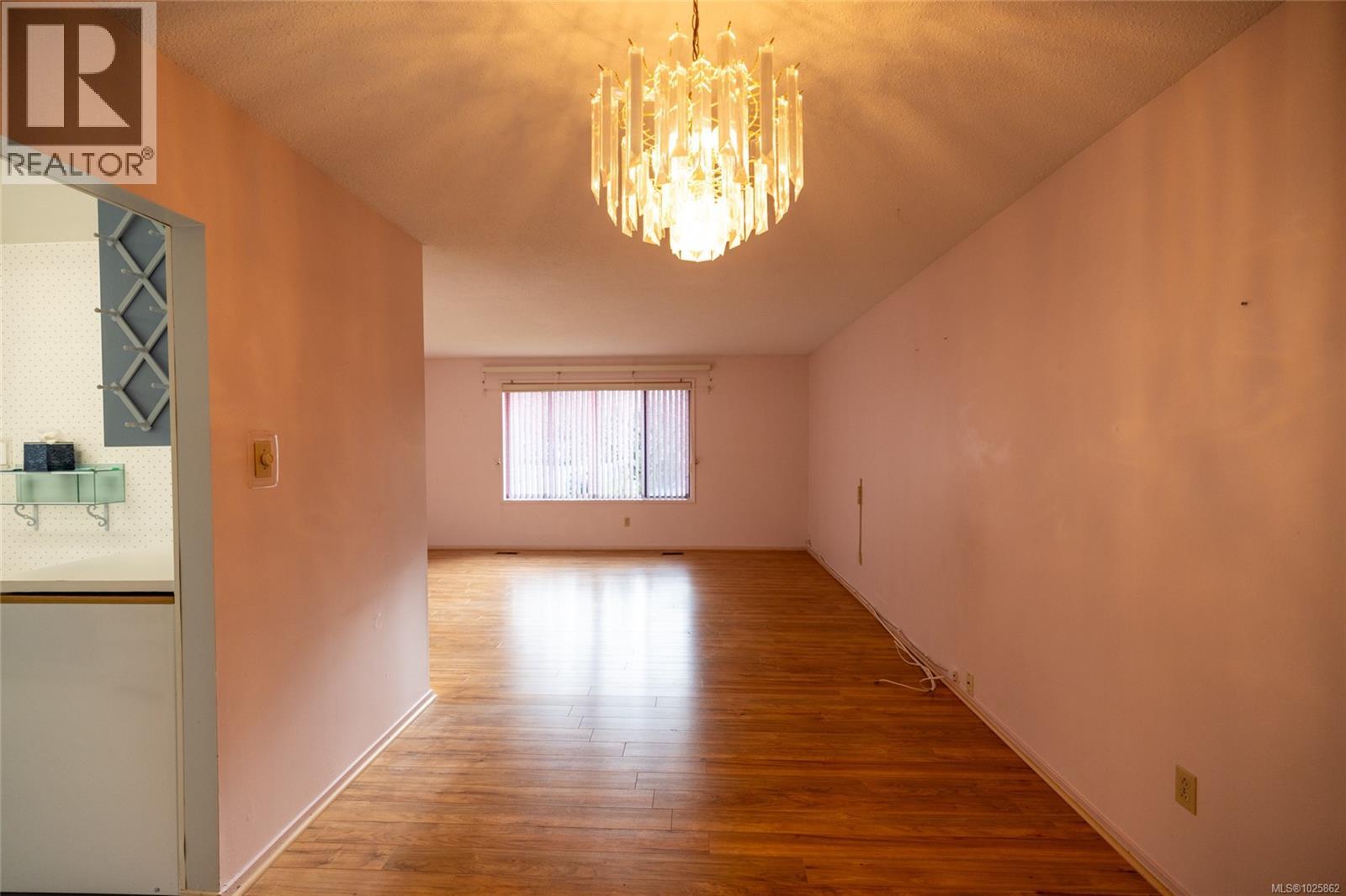 7445 Thunderbird Way, Port Hardy