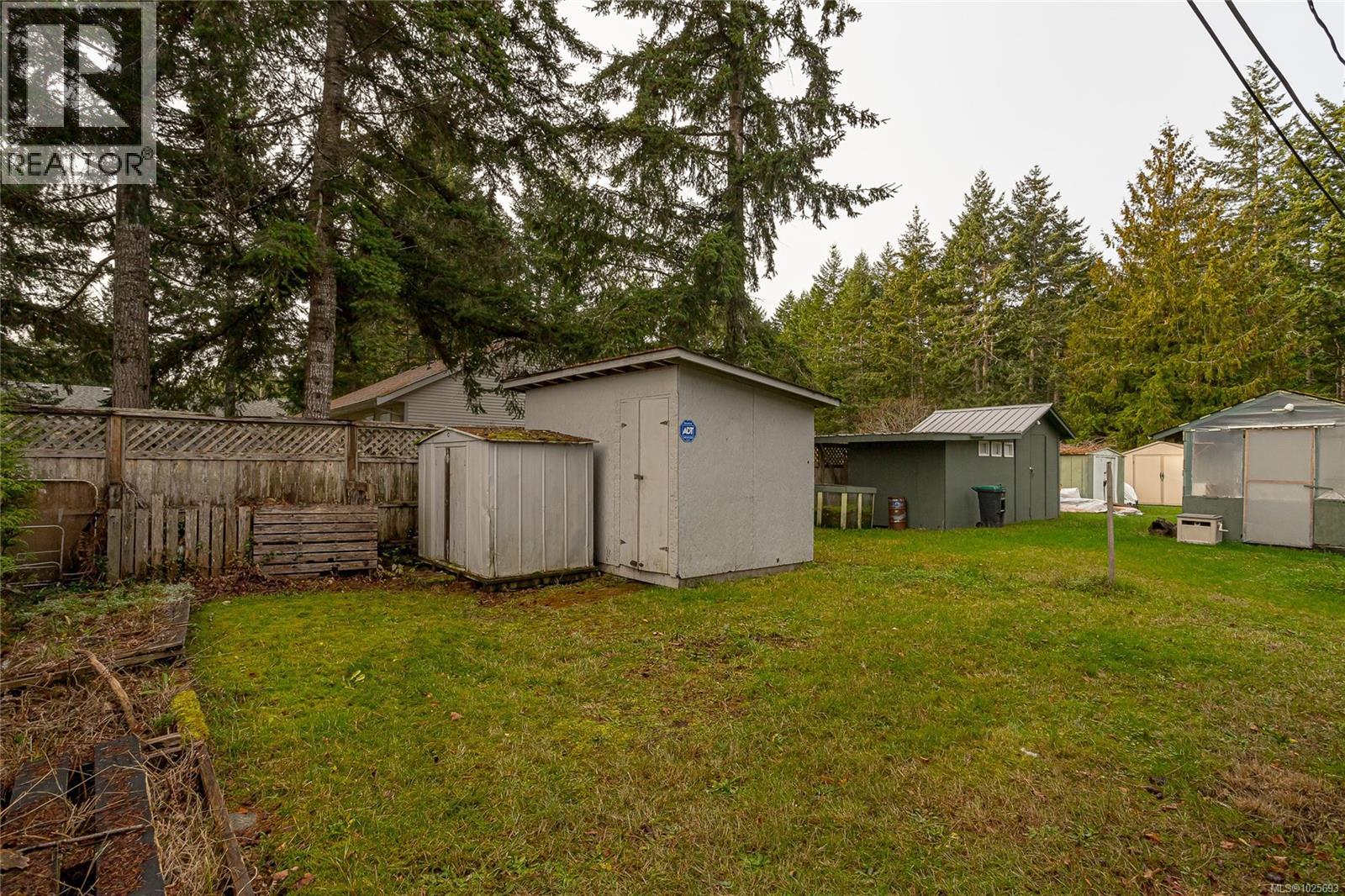 #2 161 Horne Lake Rd - 17