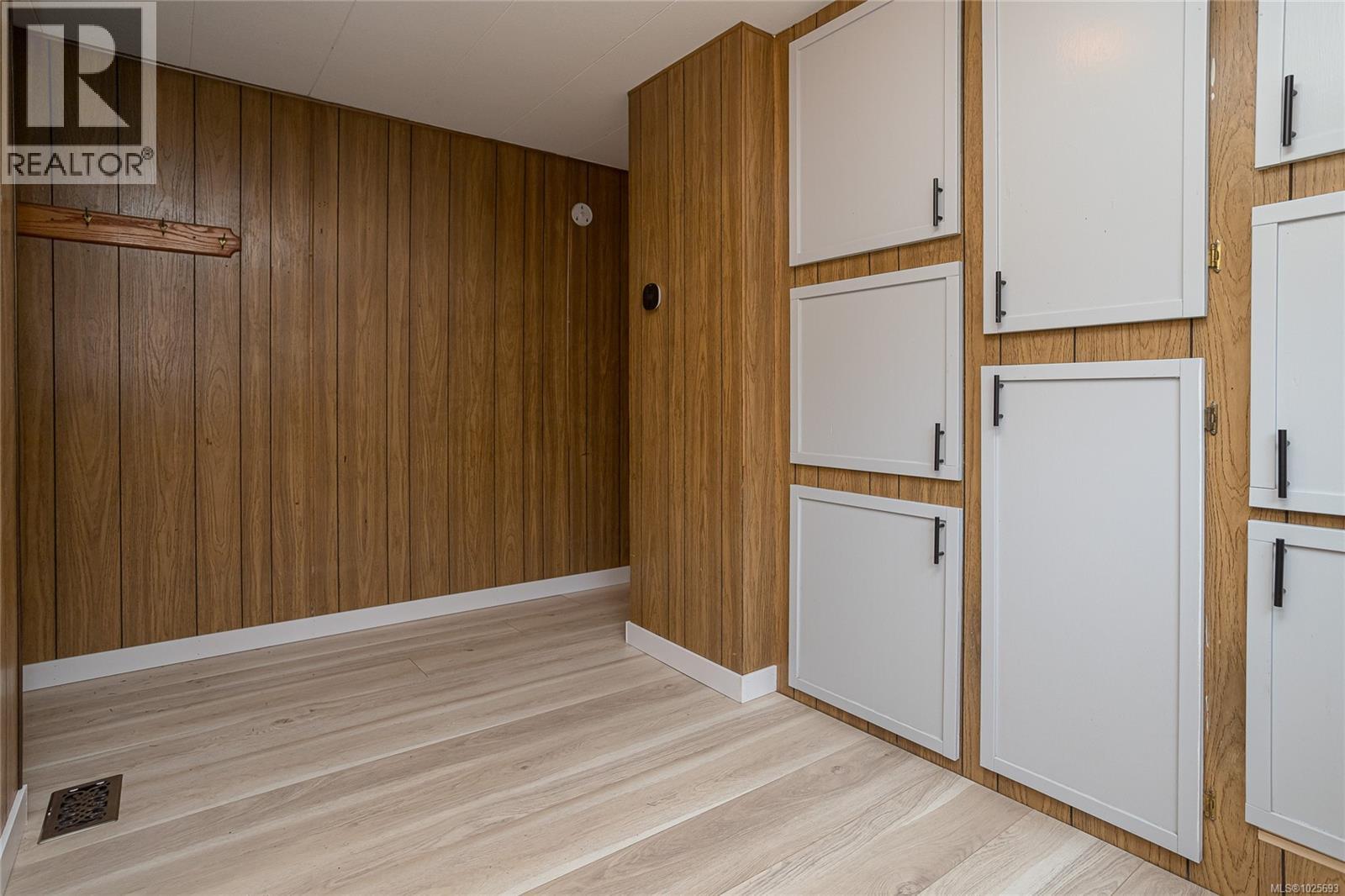 #2 161 HORNE LAKE RD - 9