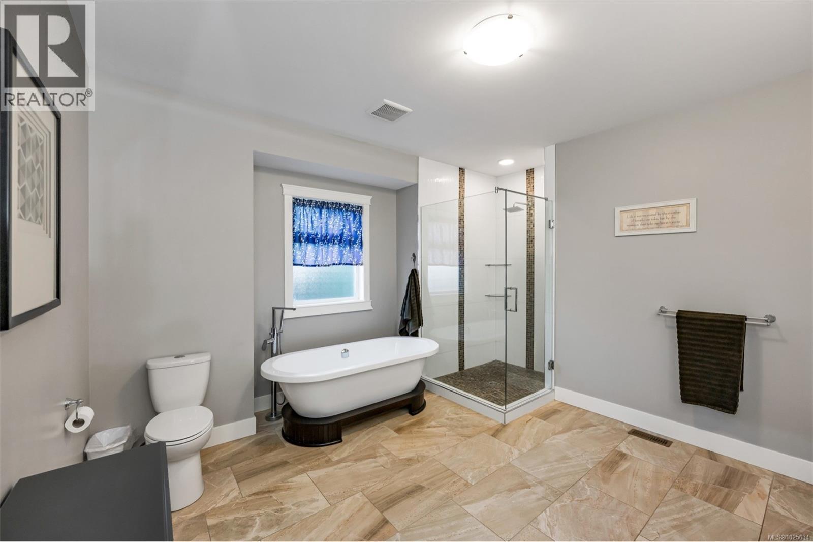 2619 Warmland Pl, Shawnigan Lake