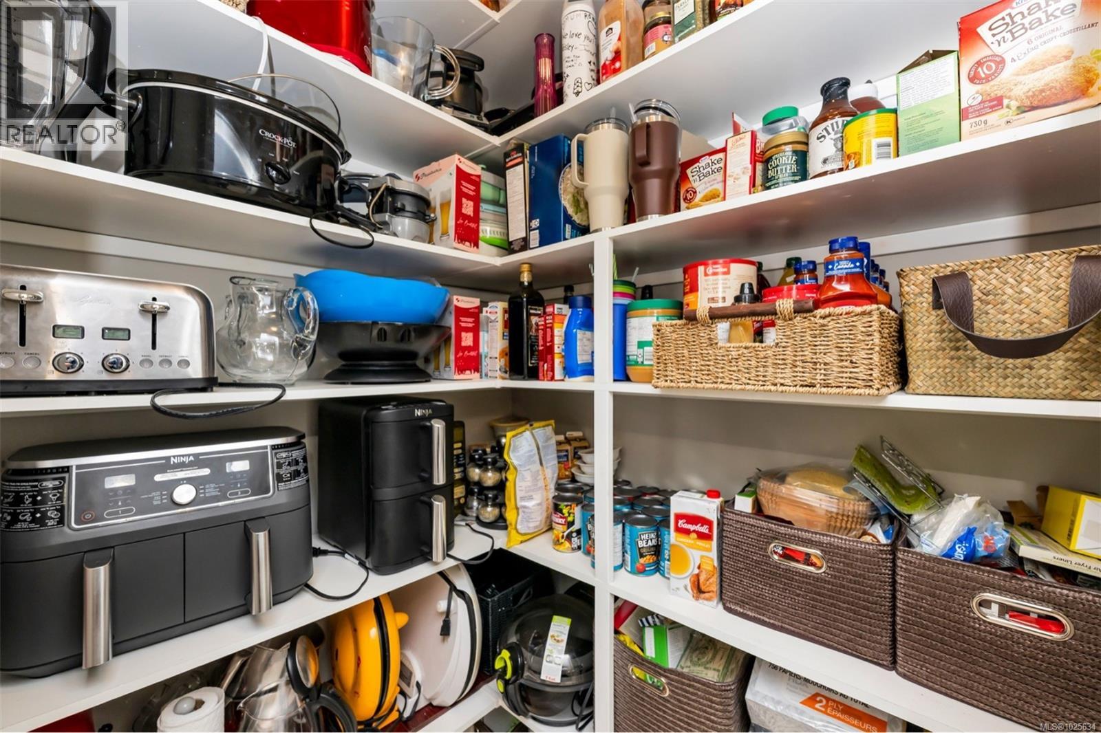 2619 Warmland Pl, Shawnigan Lake