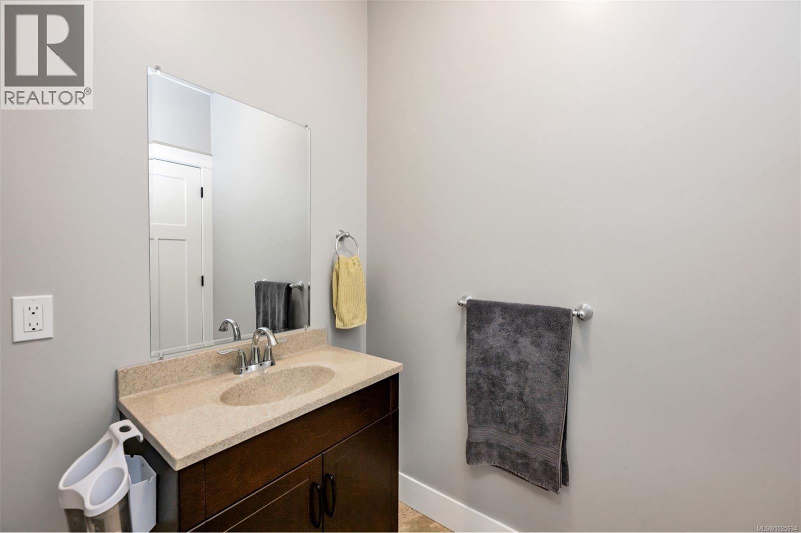 2619 Warmland Pl, Shawnigan Lake