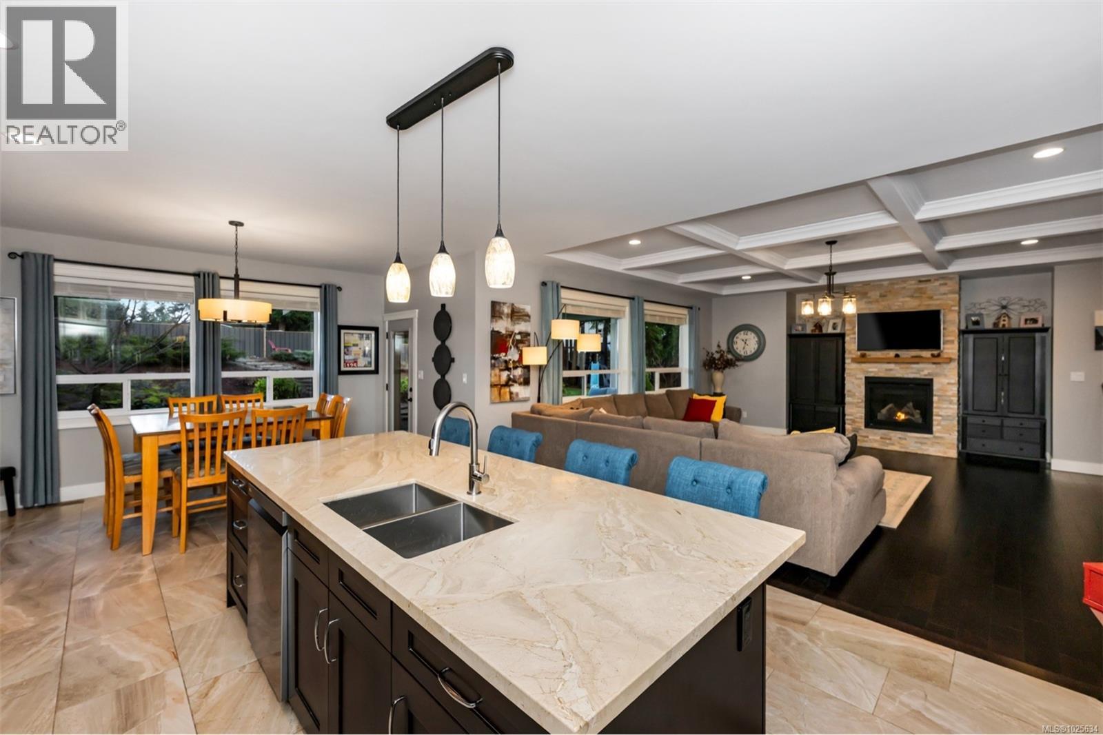 2619 Warmland Pl, Shawnigan Lake