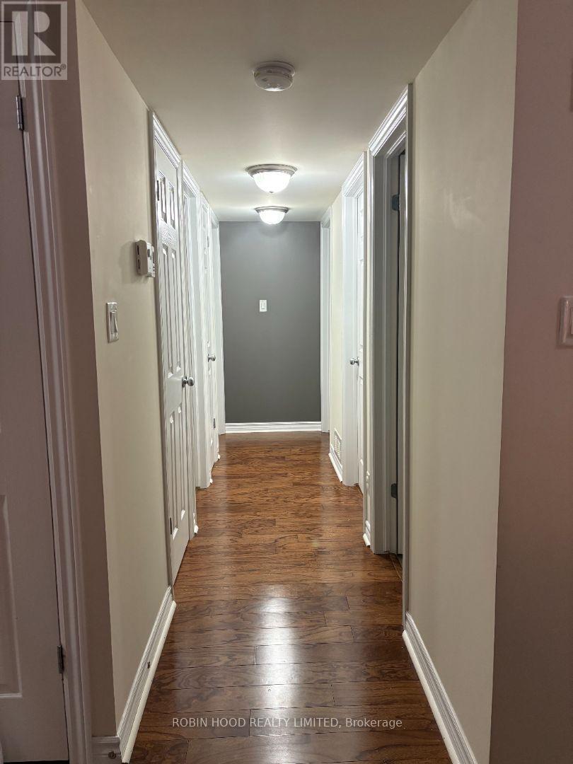 #UNIT 6 313 CRESTHAVEN DRIVE - 21