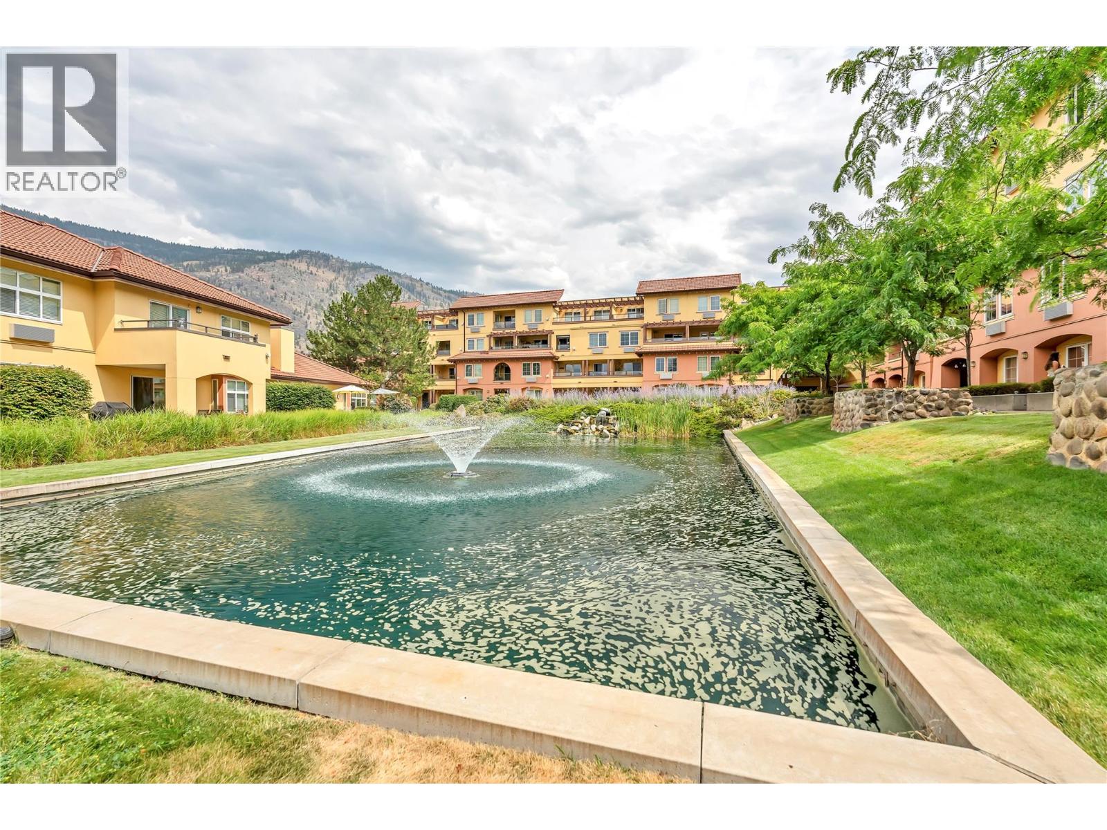 7600 Cottonwood Drive Unit# 202, Osoyoos