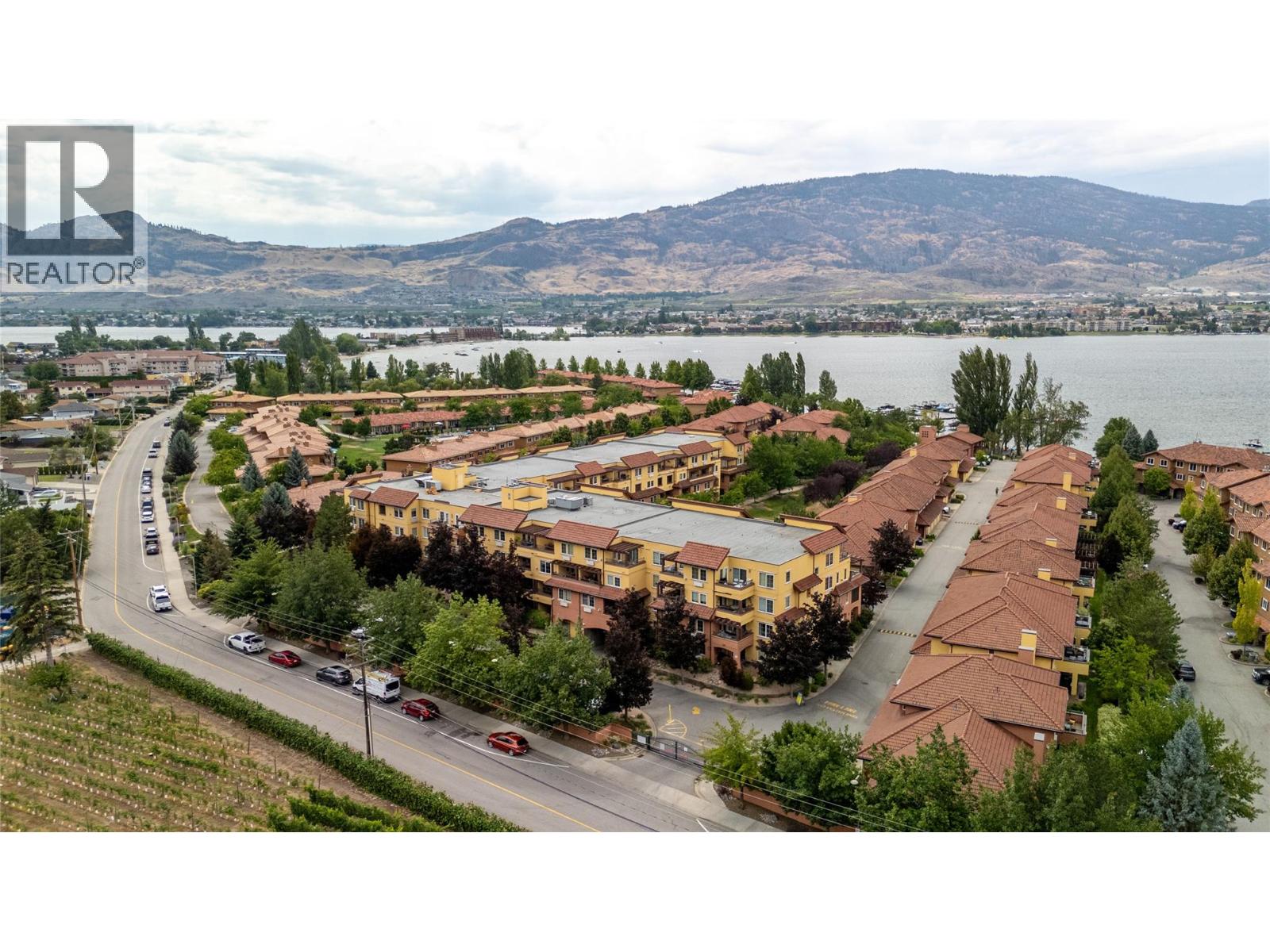 7600 Cottonwood Drive Unit# 202, Osoyoos