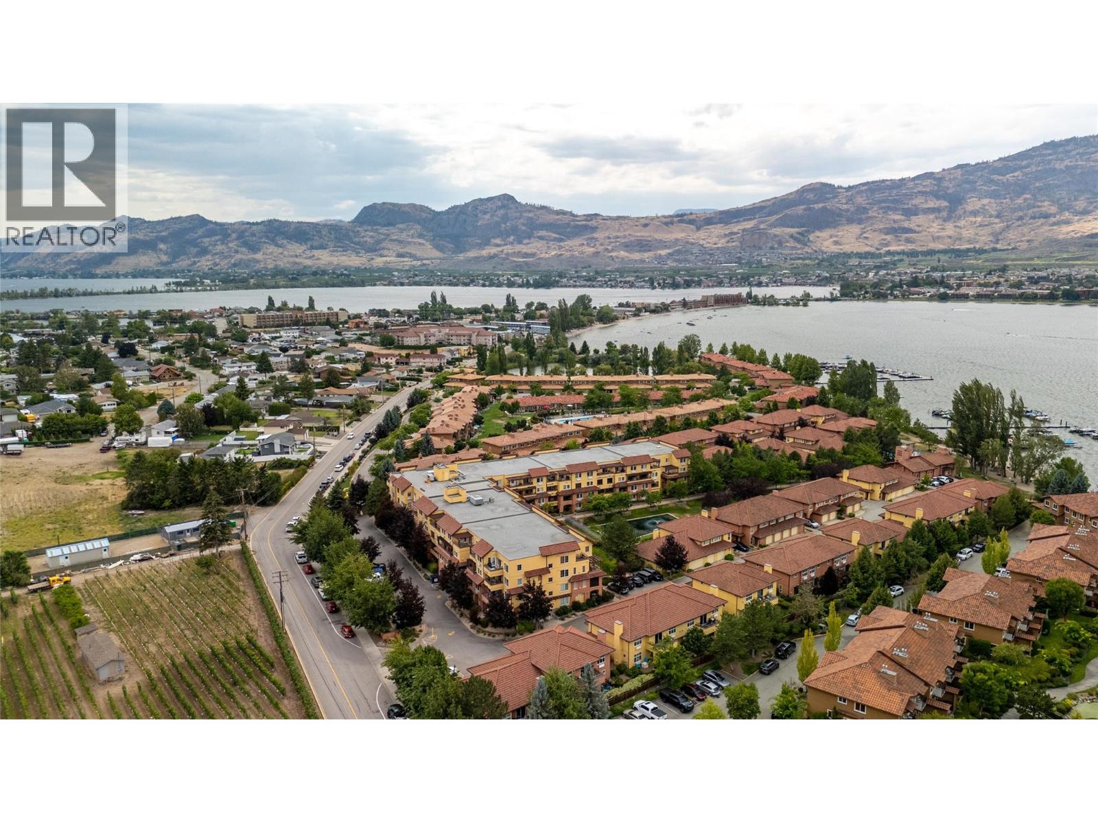 7600 Cottonwood Drive Unit# 202, Osoyoos
