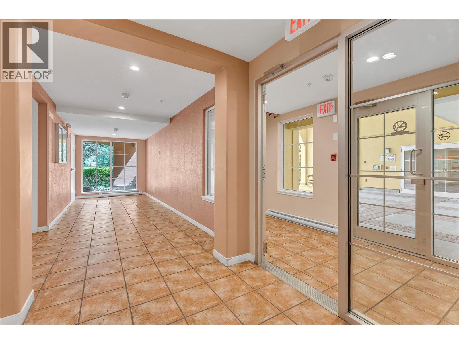 7600 Cottonwood Drive Unit# 202, Osoyoos