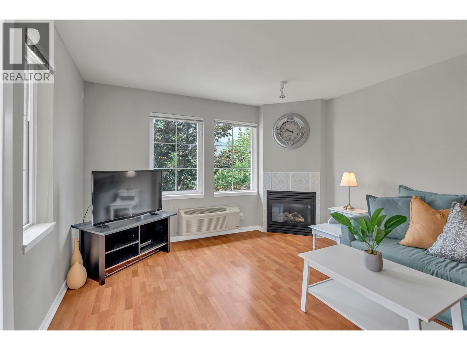 7600 Cottonwood Drive Unit# 202, Osoyoos