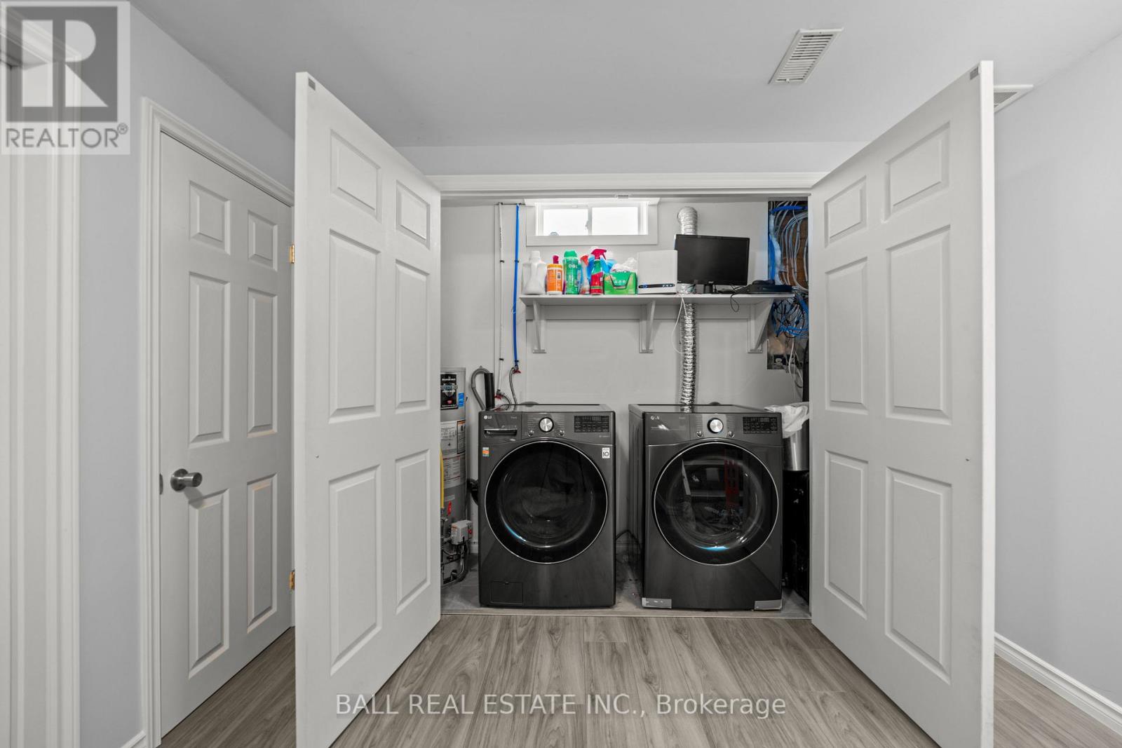 1104 TILLISON AVENUE - 25