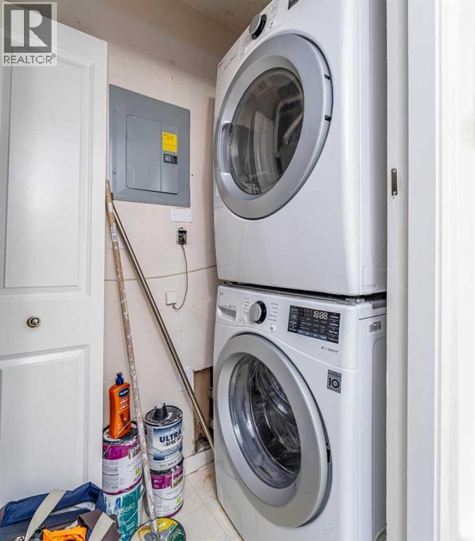 Single Family House for Sale in    Avenue SW Sunalta Calgary 