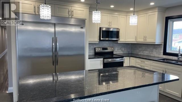 568 HOWEY DRIVE - 7