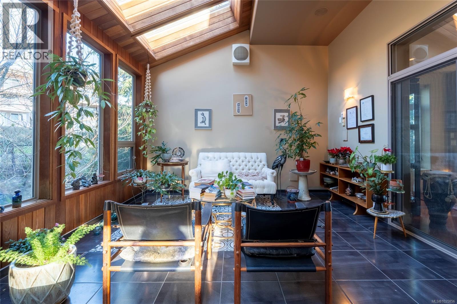 3354 Haida Dr, Colwood