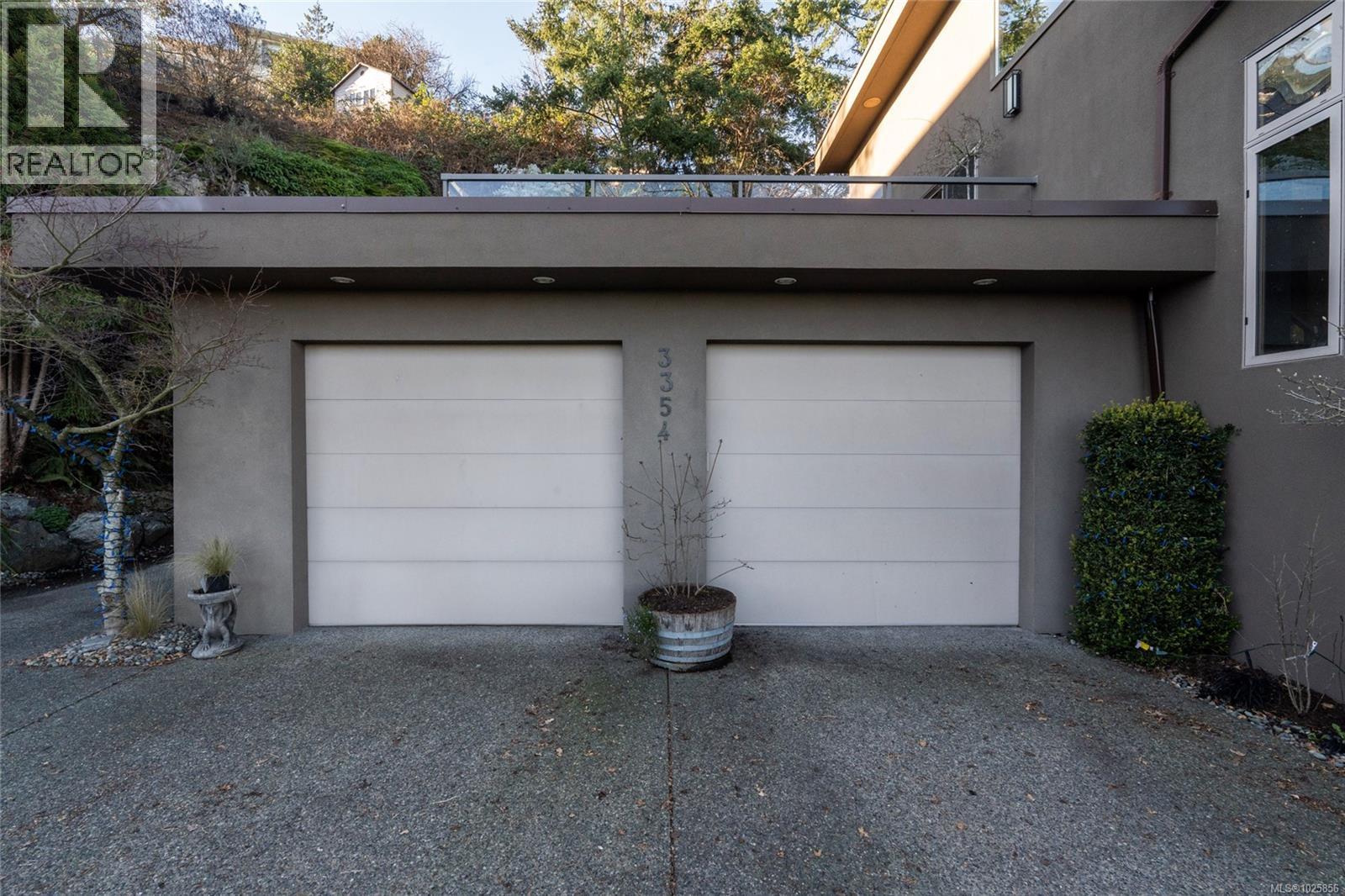 3354 Haida Dr - 52