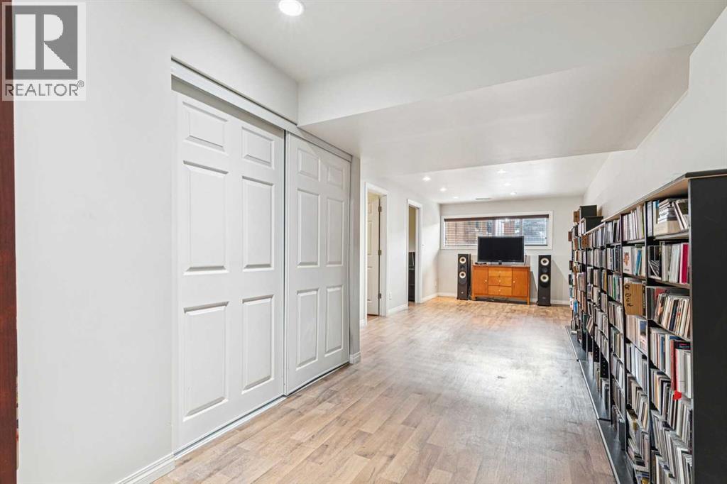 Single Family House for Sale in  Silverado Plains Circle SW Silverado Calgary 