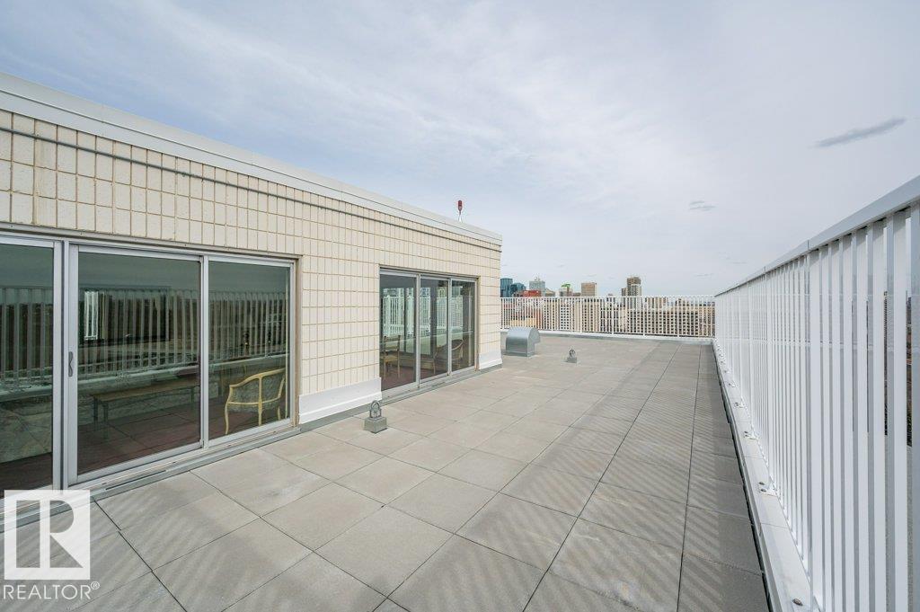 #1501 9835 113 ST NW - 39