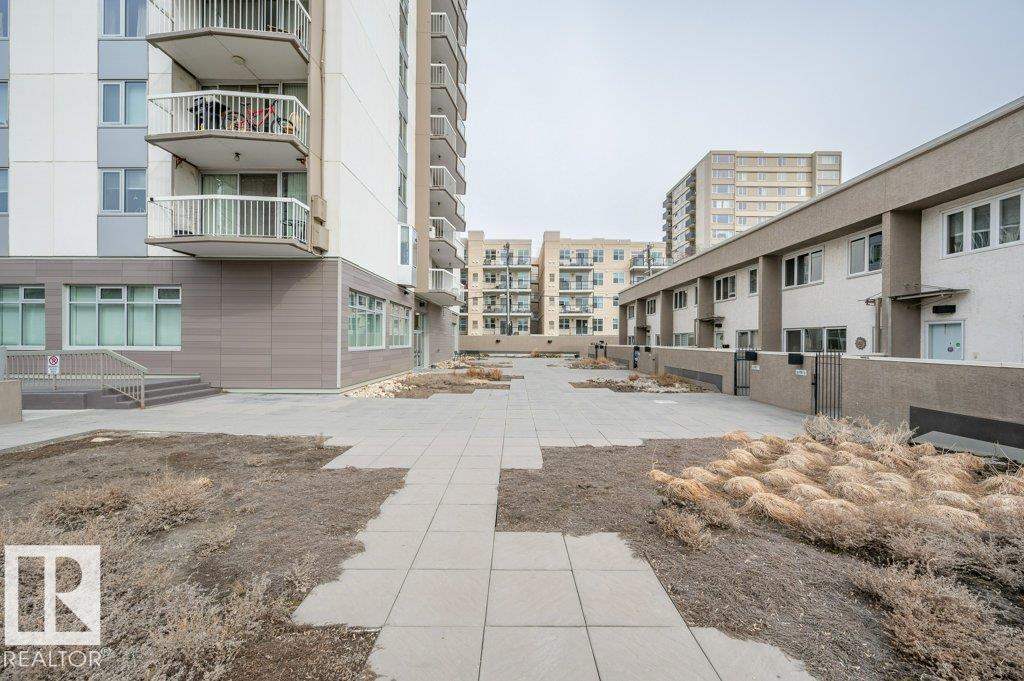 #1501 9835 113 ST NW - 53
