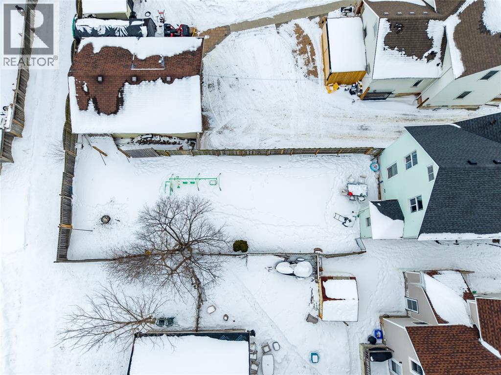166 JOHN STREET - 27