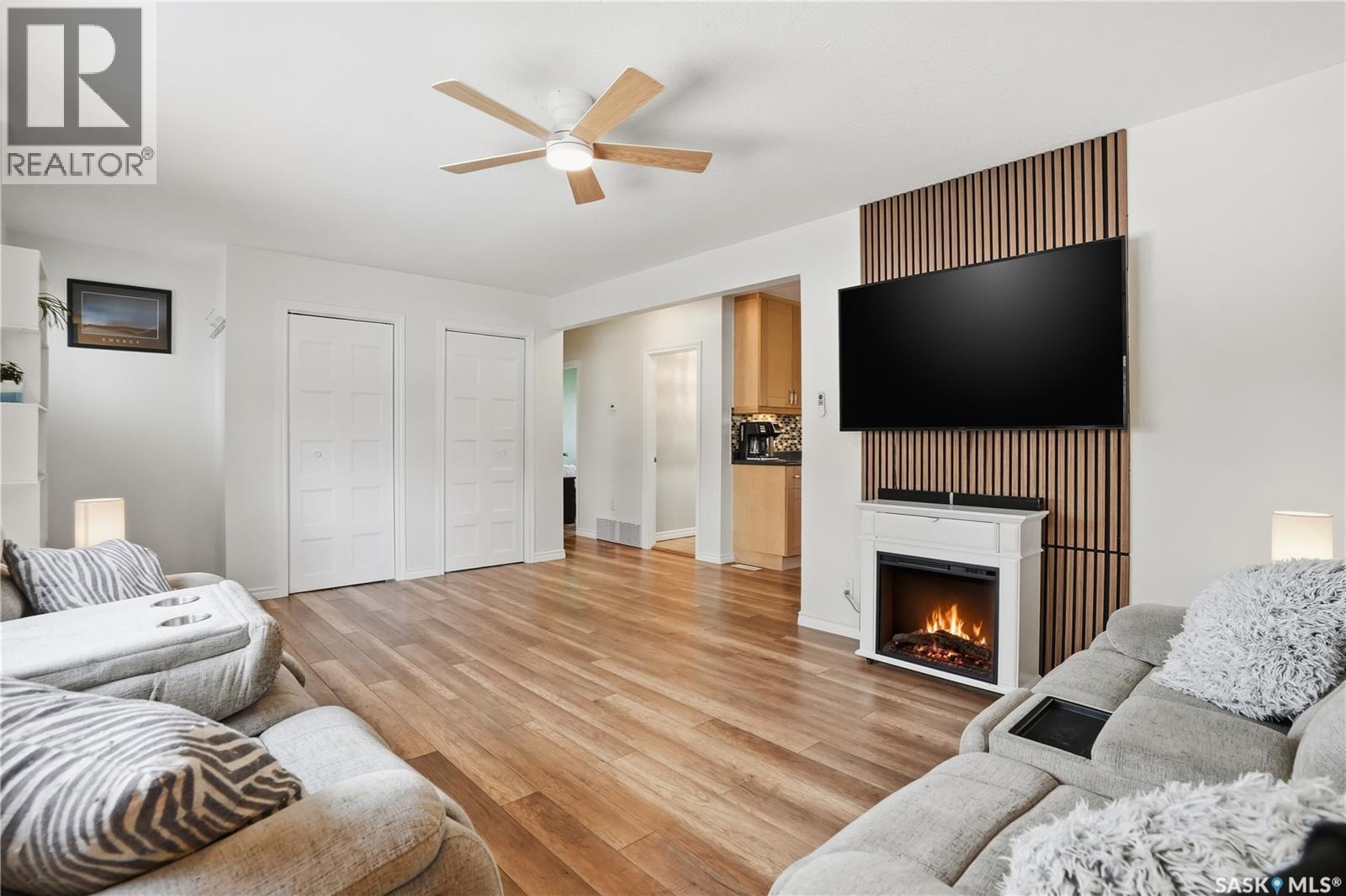 Single Family House Bungalow for Sale in  Royal STREET Regina 