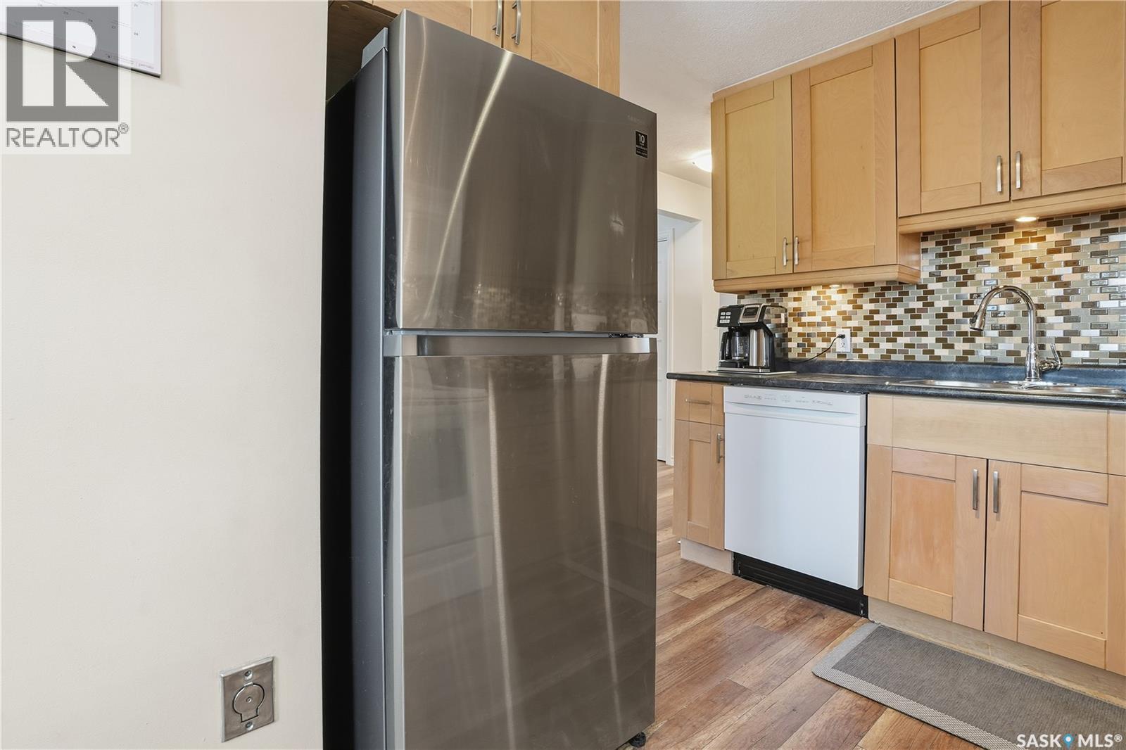 Single Family House Bungalow for Sale in  Royal STREET Regina 