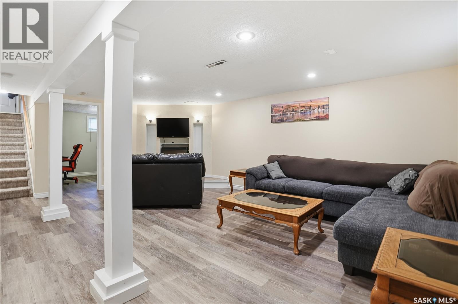 Single Family House Bungalow for Sale in  Royal STREET Regina 