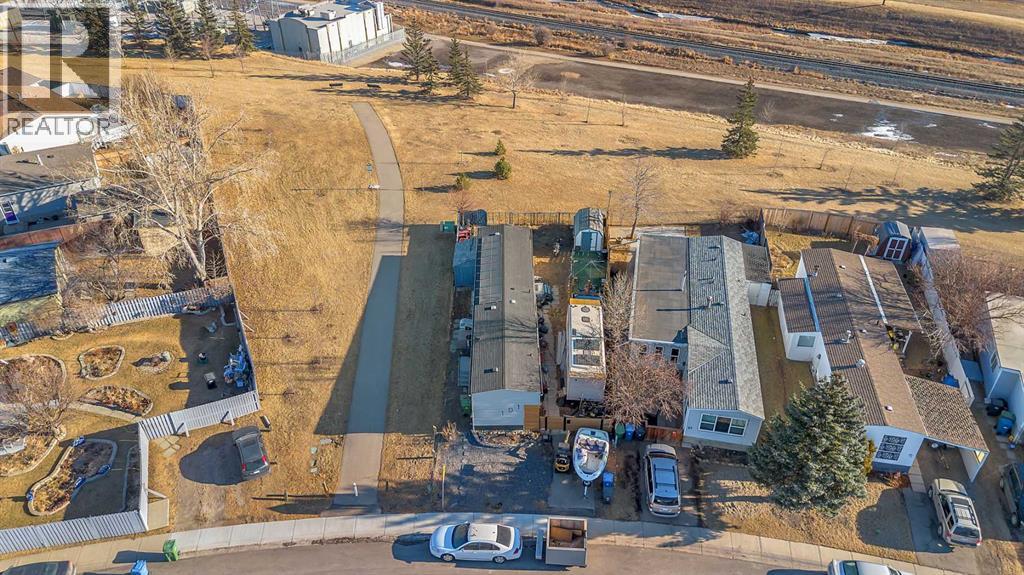 Single Family House Bungalow for Sale in  Huntstrom Drive NE Huntington Hills Calgary 