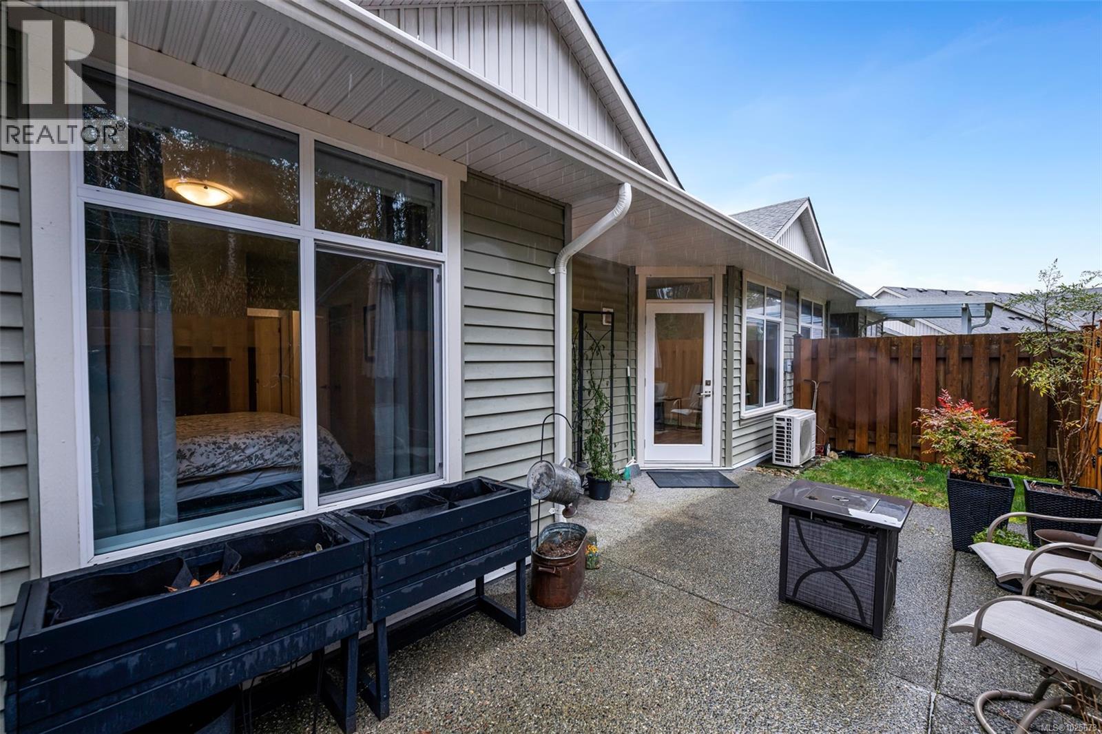 62 300 Grosskleg Way, Lake Cowichan