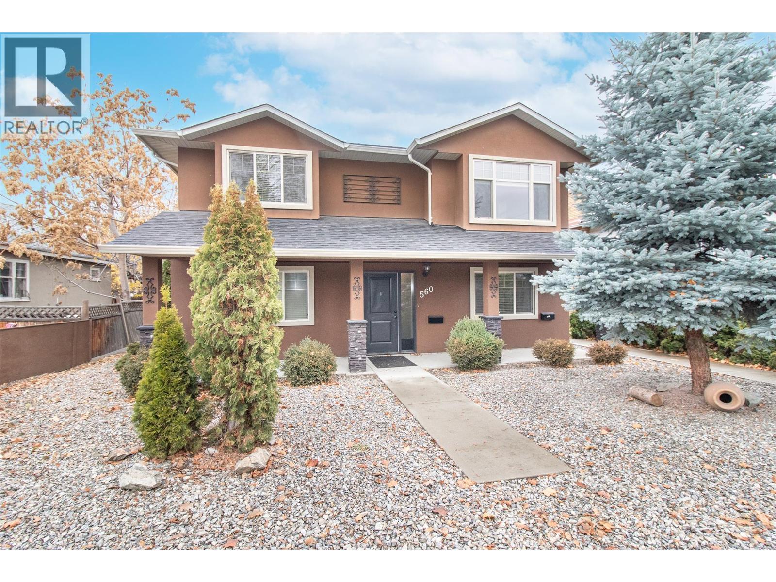 560 Christleton Avenue - 1