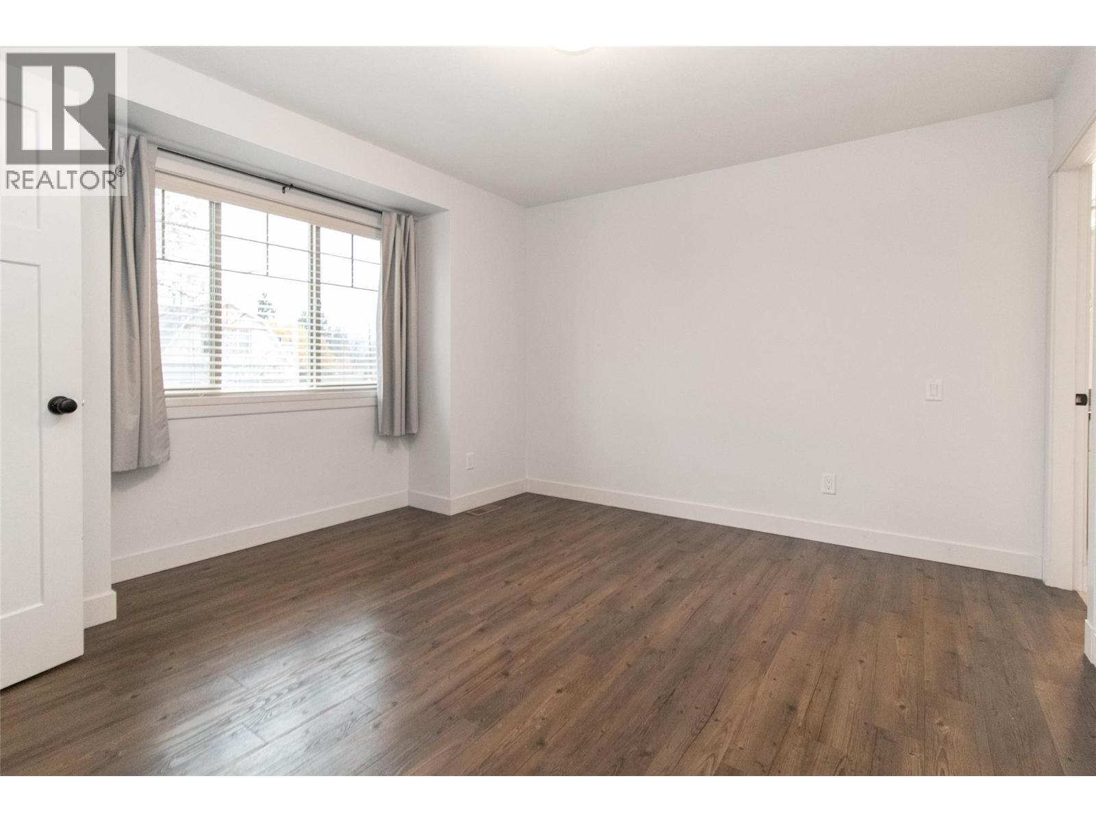 560 Christleton Avenue - 13