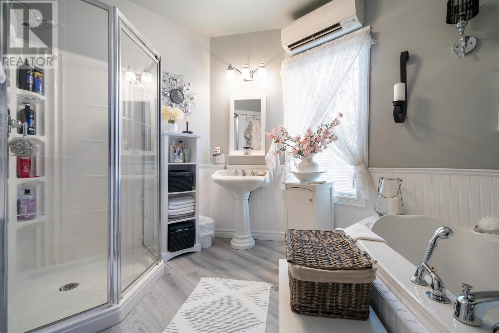 Property 32 of 46 of 1983 Ballarat Street