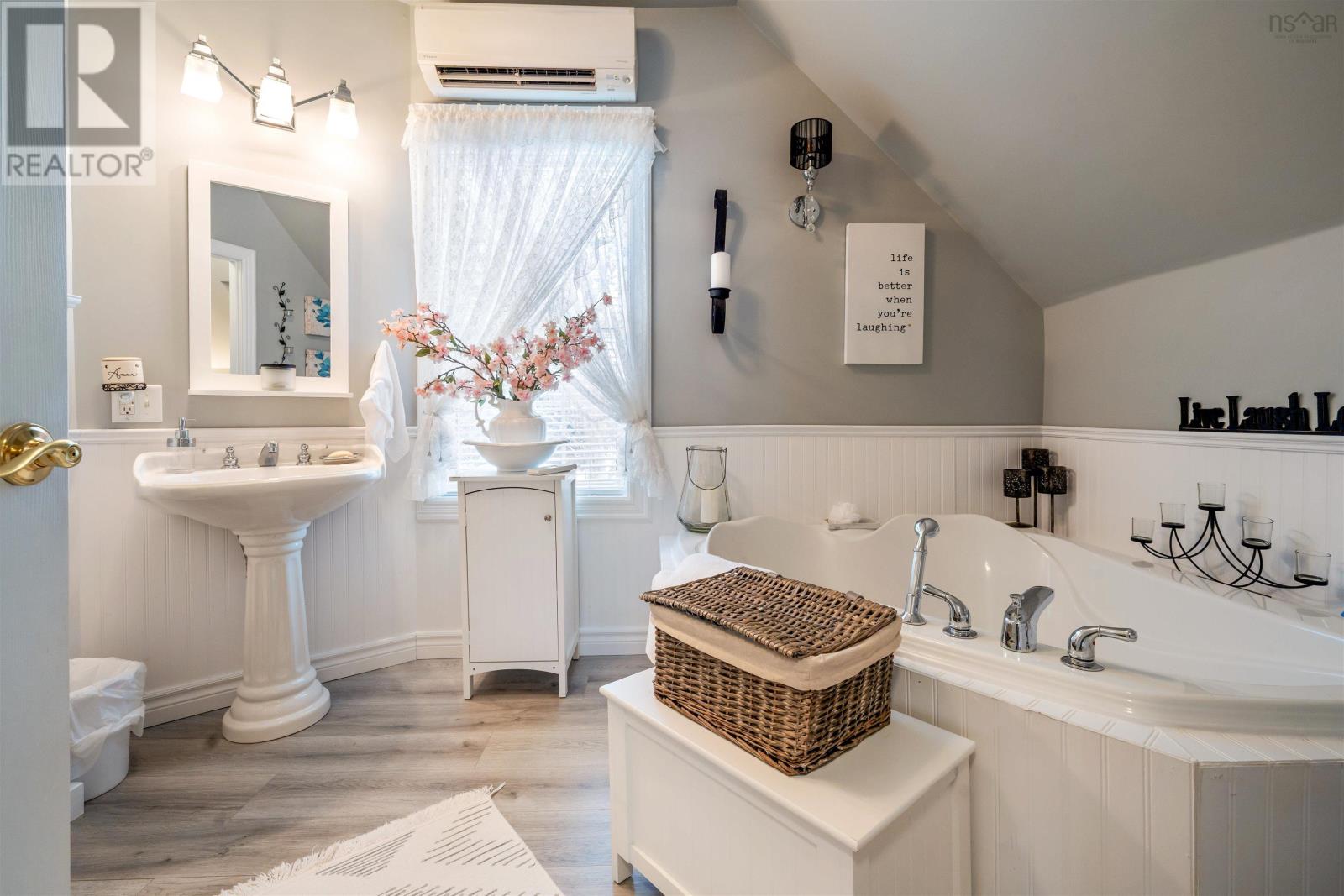 Property 31 of 46 of 1983 Ballarat Street