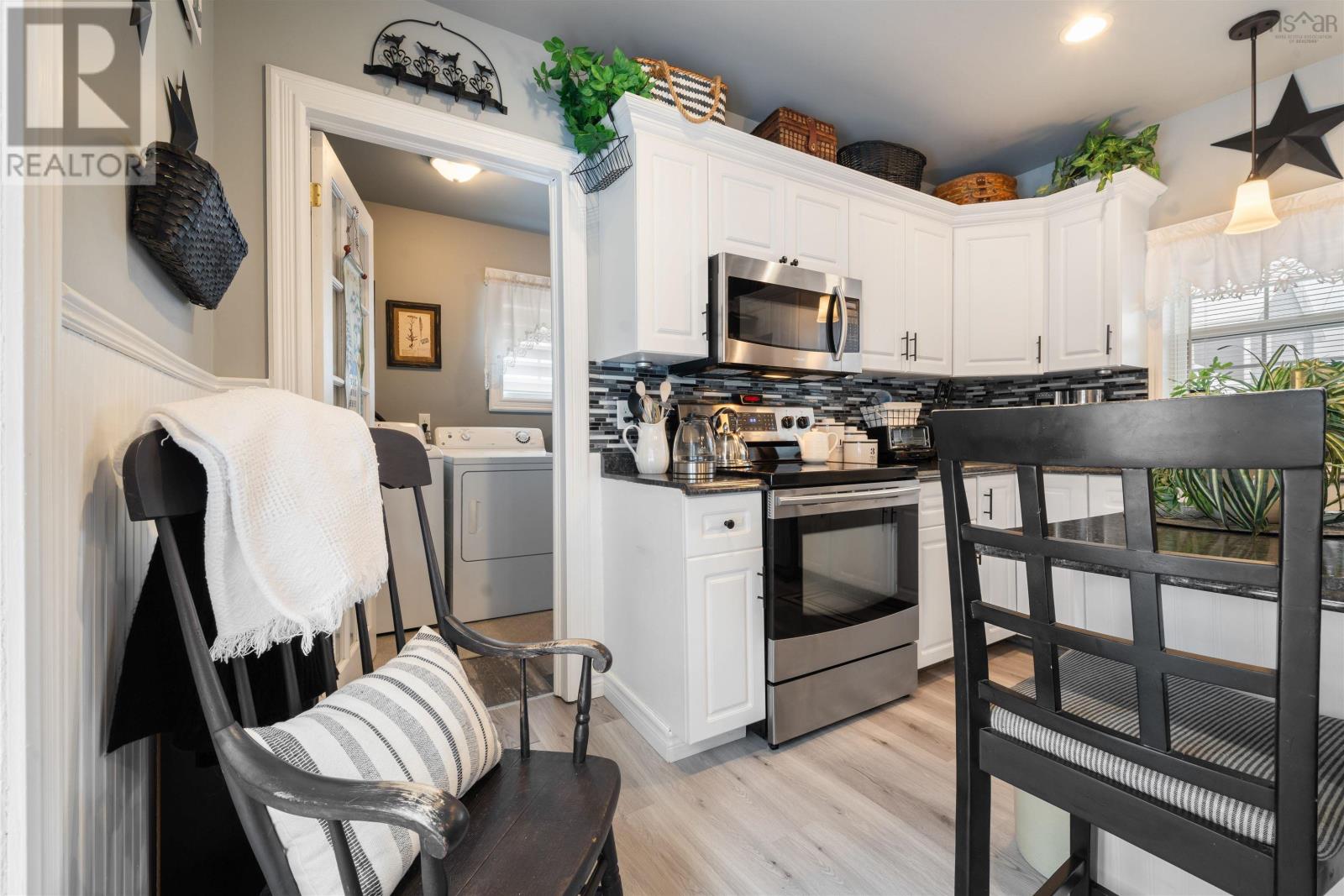 Property 8 of 46 of 1983 Ballarat Street