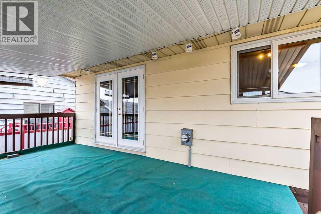 Single Family House Bi-level for Sale in   Avenue NE Pineridge Calgary 