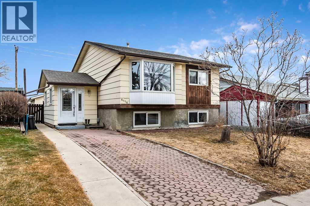 Single Family House Bi-level for Sale in   Avenue NE Pineridge Calgary 