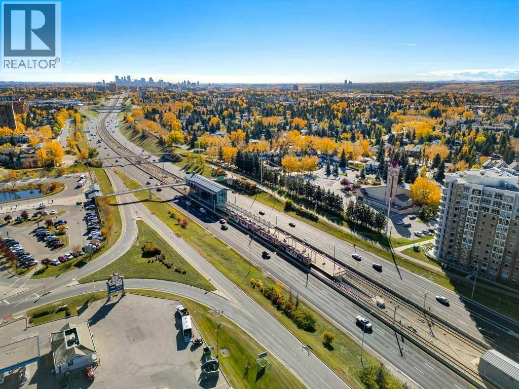 Single Family House 4 Level for Sale in  Dalcastle Crescent NW Dalhousie Calgary 