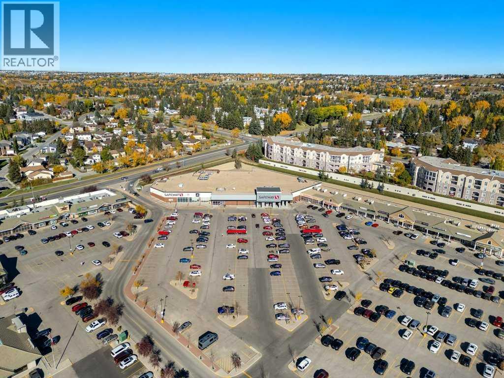 Single Family House 4 Level for Sale in  Dalcastle Crescent NW Dalhousie Calgary 