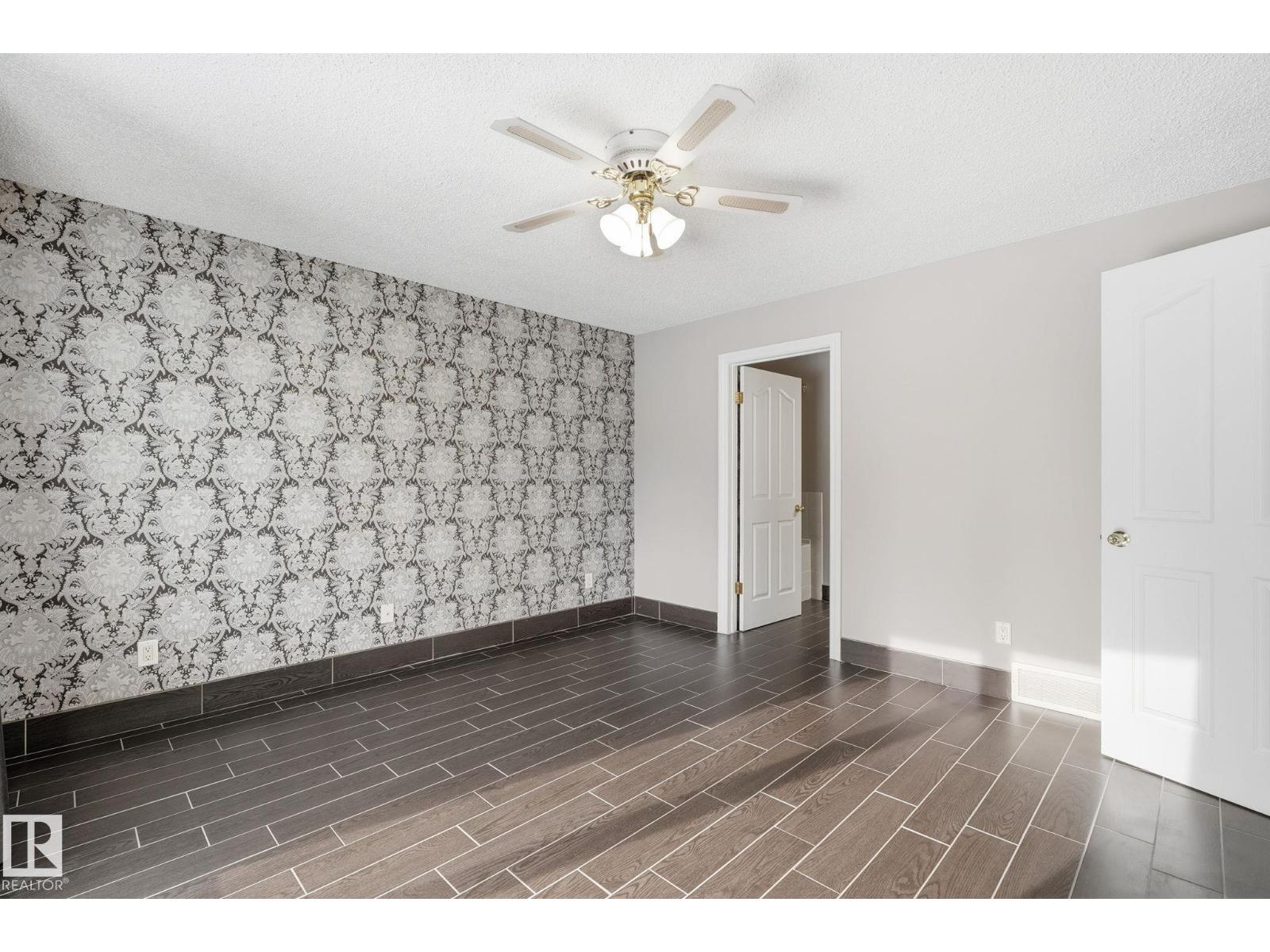 2405 Riverbend RD NW, Edmonton