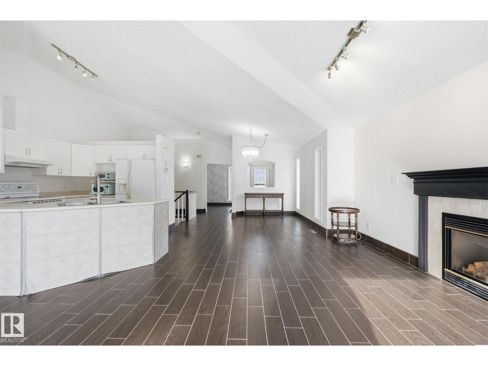 2405 Riverbend RD NW, Edmonton