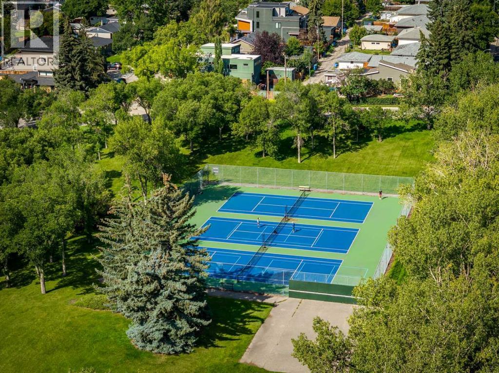 Single Family House for Sale in   Avenue NW Mount Pleasant Calgary 