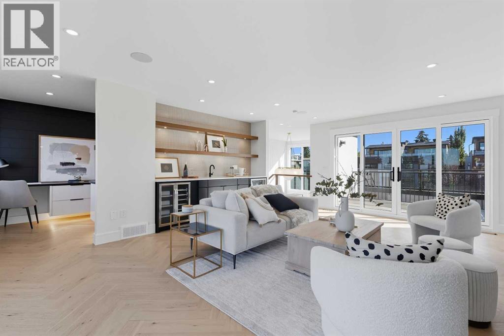 Single Family House for Sale in   Avenue SW Richmond Calgary 