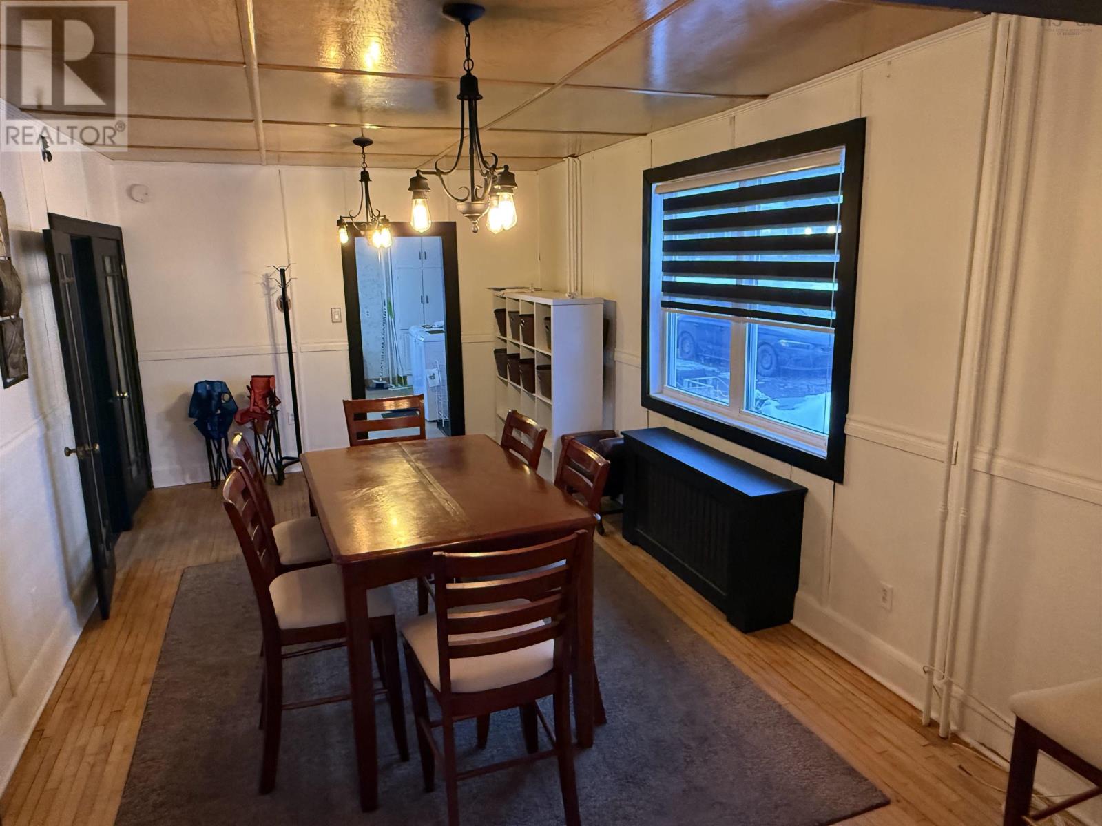 Property 15 of 35 of 119 Connaught Avenue