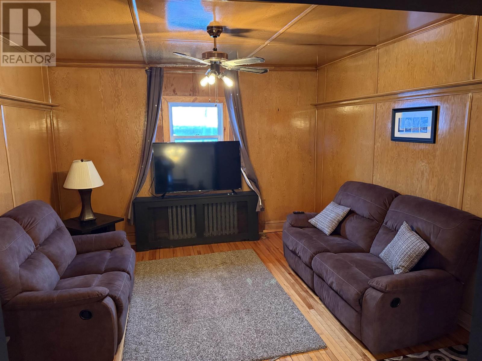 Property 9 of 35 of 119 Connaught Avenue