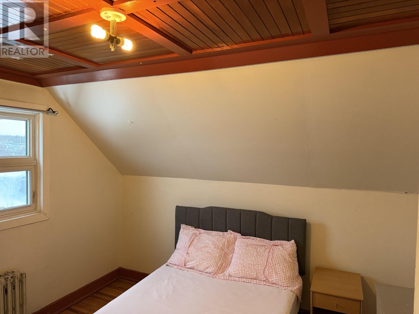 Property 20 of 35 of 119 Connaught Avenue