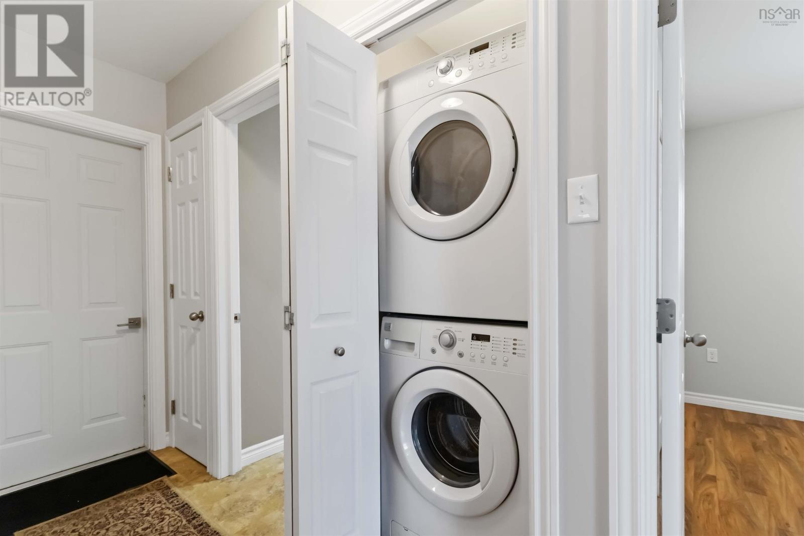 Property 24 of 31 of 112 North Street