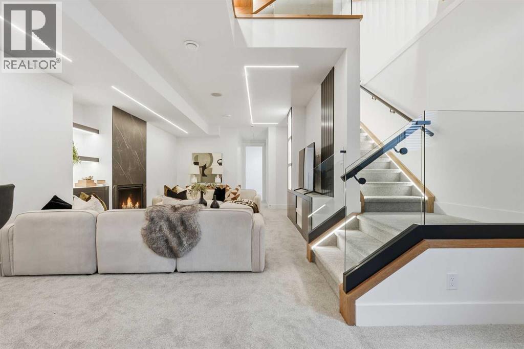 Single Family House for Sale in  Lissington Drive SW North Glenmore Park Calgary 