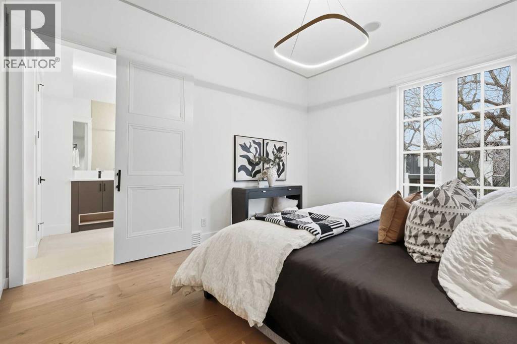 Single Family House for Sale in  Lissington Drive SW North Glenmore Park Calgary 