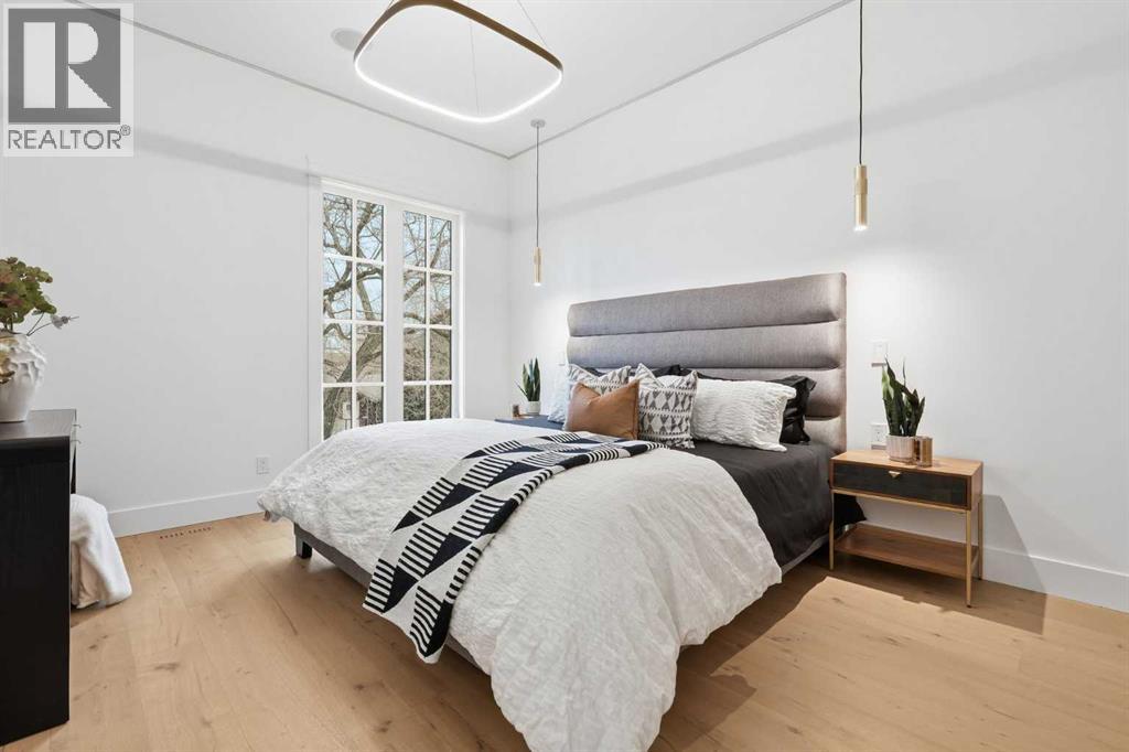 Single Family House for Sale in  Lissington Drive SW North Glenmore Park Calgary 