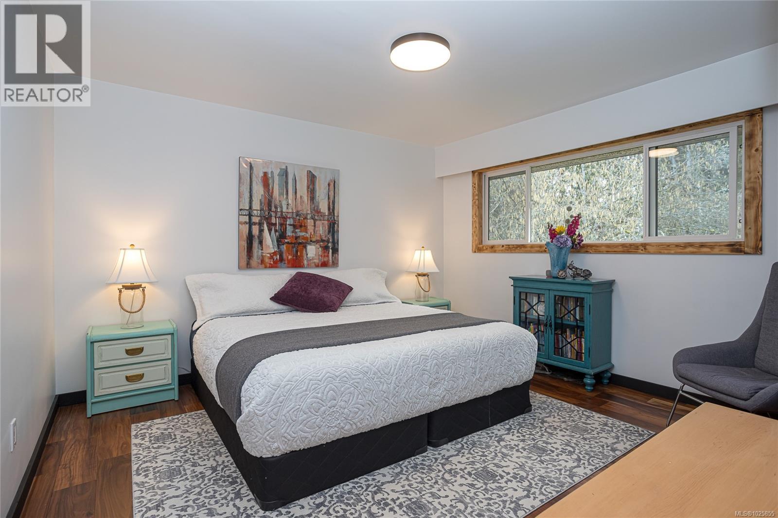 1743 Maple Bay Rd, Duncan